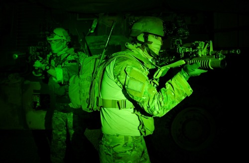 house-of-gnar:  Australian Defense Force SOTG (Special Operations Task Group) operators. photos by Cpl. Chris Moore 