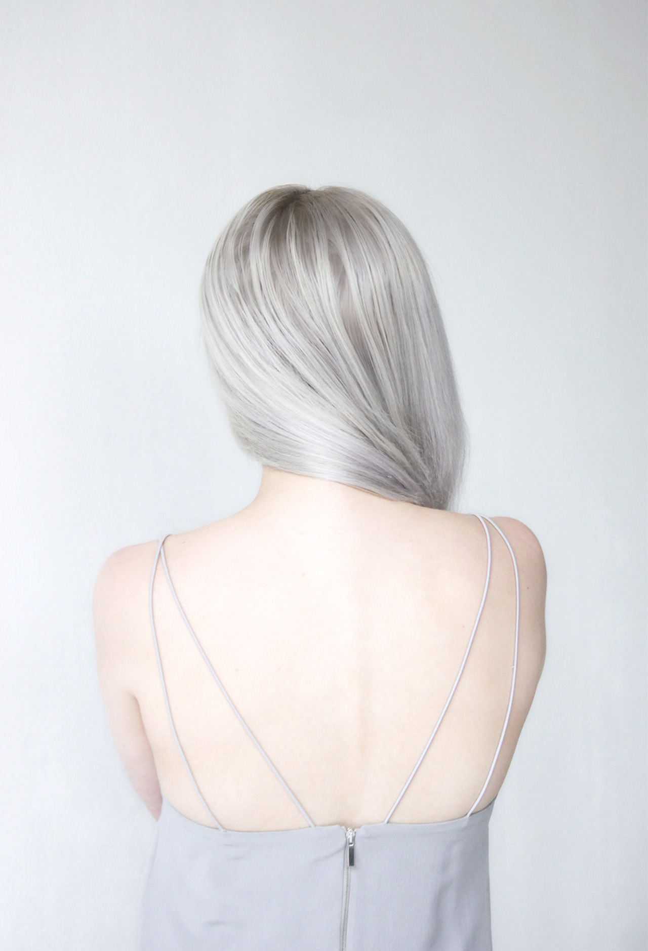 showstudio:  dress Richard Nicoll 