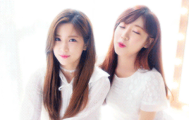 apinkdays:    even if you don’t say a word, just be next to meyour warm love which i’m thankful for, that’s all i need ♡ 