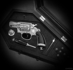 gothdollysedits:  ☠*.¸¸. ✶ ☠ *♪ ♫  &lsquo;The vampire gun&rsquo; at the National Firearms Museum 