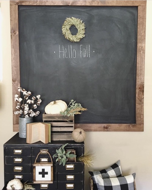 oldfarmhouse: Vintage Finds This large black chalkboard is a hunted item today, I really like to hav