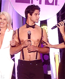 poisonparadise:  Tyler Posey presents the