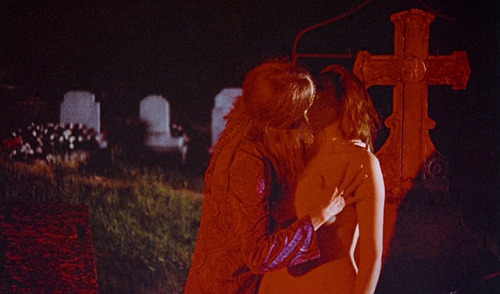 marypickfords:The Shiver of the Vampires (Jean Rollin, 1971)