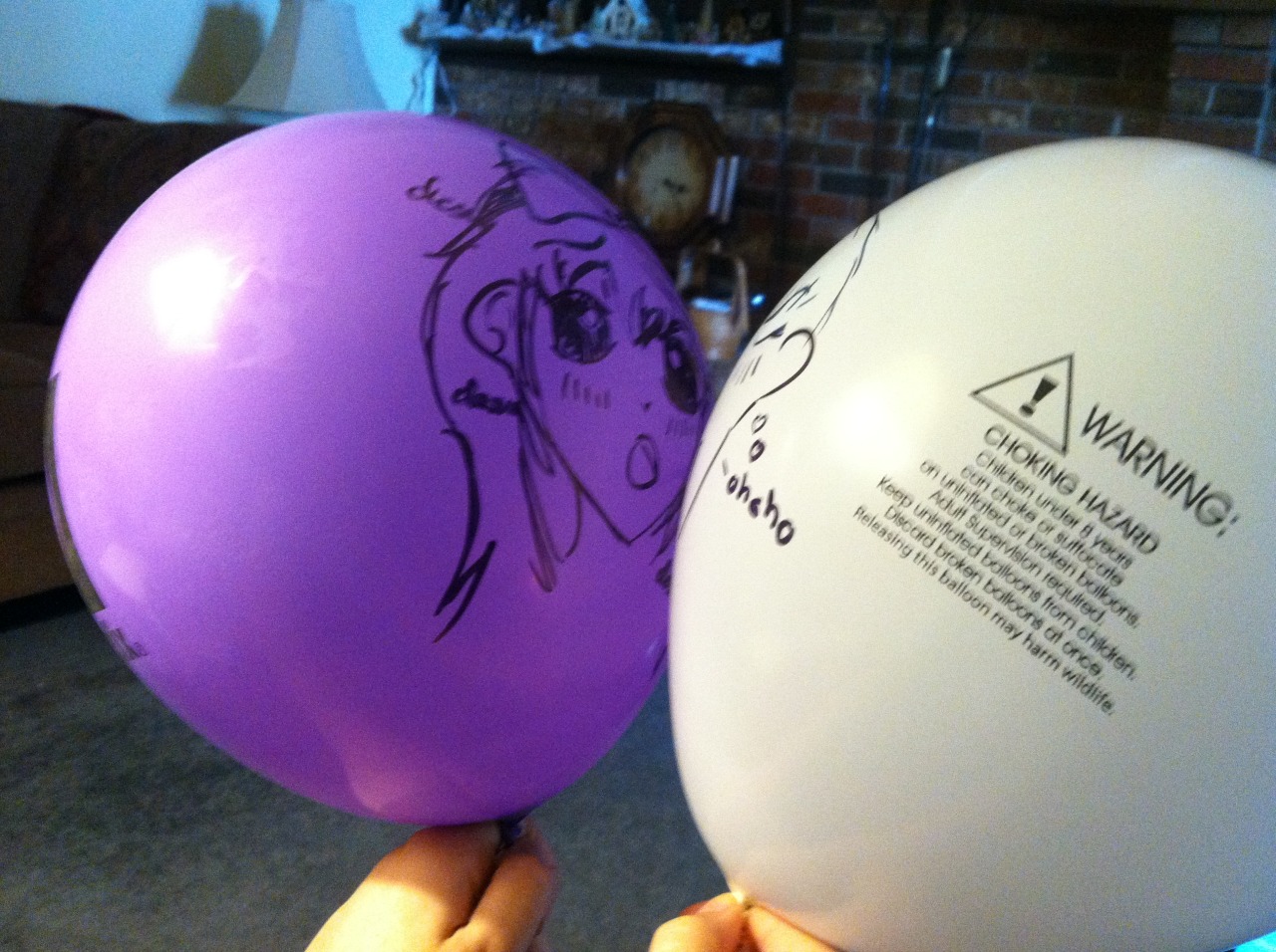 descriptively-angry:  I got a purple and white balloon from the grocery store and