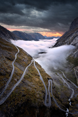 sundxwn:  Trollstigen , Norway . .by pascal Kiszon 