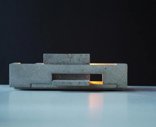 concrete table piece ‘the Whale 2020′@thuhstudio / Thuhstudio 