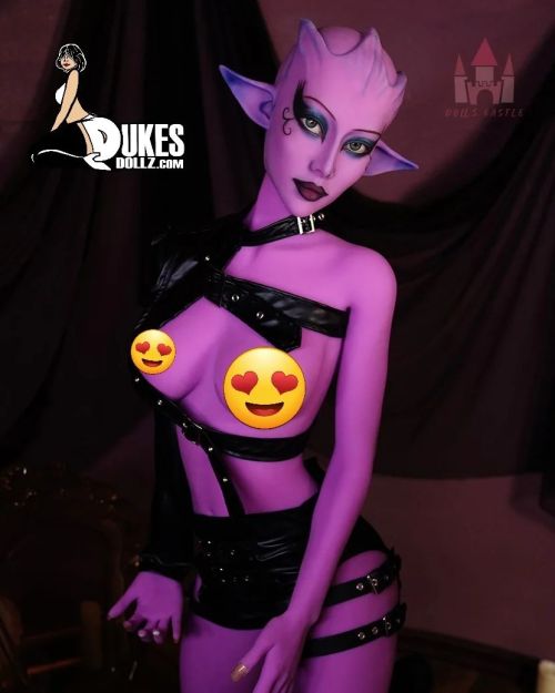 Coming this weekend! New alien dolls arriving