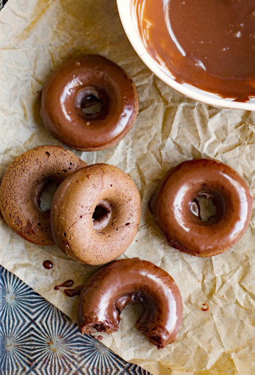 verticalfood: chocolate buttermilk baked donuts