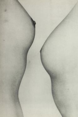 photographersporn:  Riko Nakamura - Sans Titre, 1965  voll schön