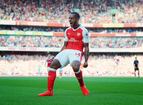 Theo Walcott goal celebration vs Liverpool 