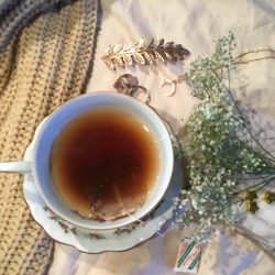 frenchtwig: pretty things and milky tea 