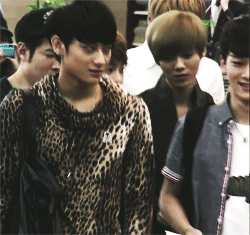 ewxiuhan:  4/? of xiuhan moments. When minseok brings the best out of lu han. When