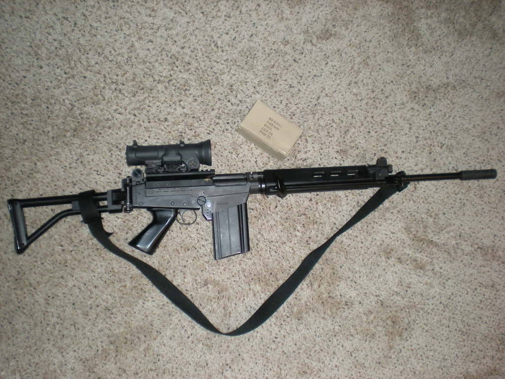 fmj556x45:  FAL para with the Elcan Spectre dr 1.5-6x optic
