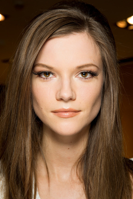 floraspice:
“Kasia Struss backstage at Versace Fall/Winter 2014 | MFW
”