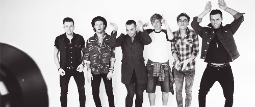 lauuwmcfly:  When McFly met Busted… 
