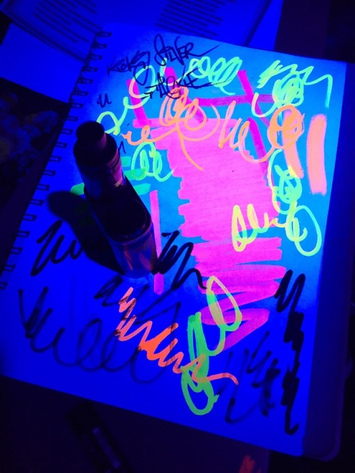 Scribble page after a fluorescent painting