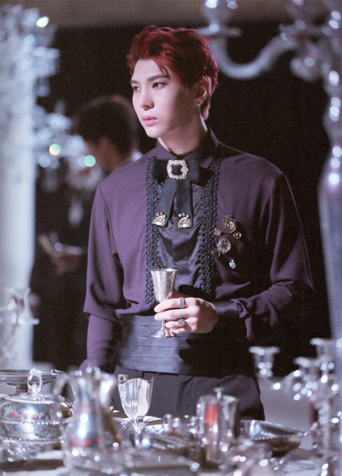 [SCAN] Vixx ‘Ker Special Package’ Commentary Book (x)(x)(x)(x)(x)(x)