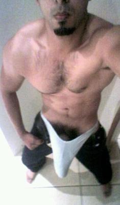 realmenstink:  bulgeb:  *BulgeGrab.Blogspot   *BulgeB.Tumblr         A BULGE YOU DEFINITELY WANT TO GRAB !!!    