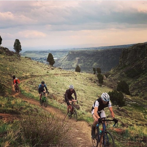 rodeo-adv-labs:Rain and hail threatened but the Table Top Tuesday crew prevailed.  Every (dry) Tuesd