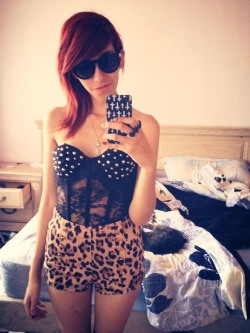 purrfects:  New Bustier &lt;3 