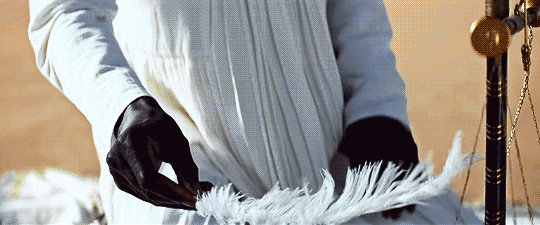 conduitstr:Anubis +   weighing of the heart in 01x03: Head full of Snow