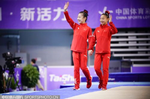 Qi Qi and Guan Chenchen both had their birthday during the recent National Championships. Qi Qi turn