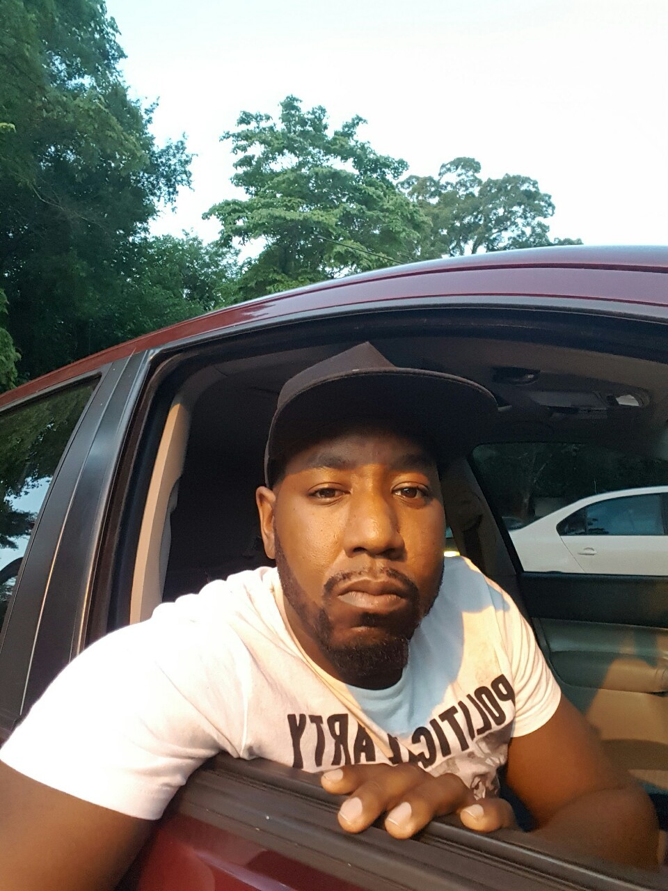 bigbootykings:  comehereraw:  Afrodisiac1 kik   Im in Atlanta  -for more ass FOLLOW