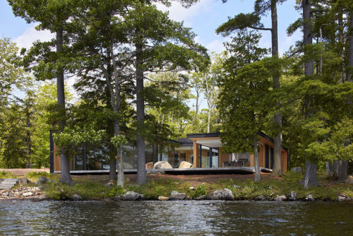 homeworlddesign: Lake Manitouwabing House Maximize Outdoor Living and Entertaining