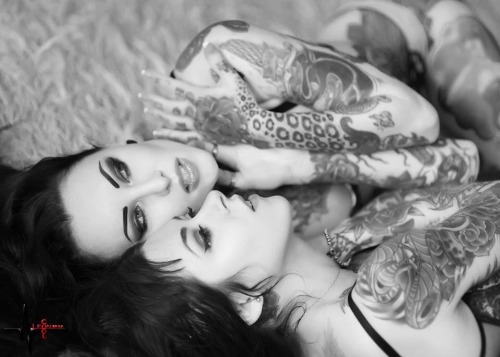 gogoblackwater:  Ph Leon Cool Models: Gogo Blackwater And Makani Terror 