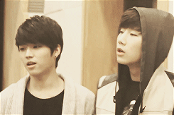 (ღ˘⌣˘ღ)