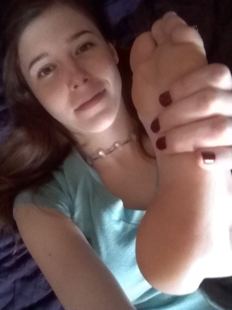 feetsets:Source Link: Dag_yo