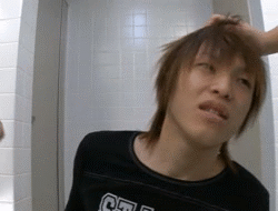 rough-jgv:  it was so hot when the goggle guys made him beg [rough translation]&ldquo;Say