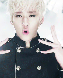 hoontokki:     Kevin Woo » Alone    