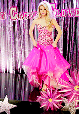 fakingitedit:  Zen and the Art of Pageantry + outfits 