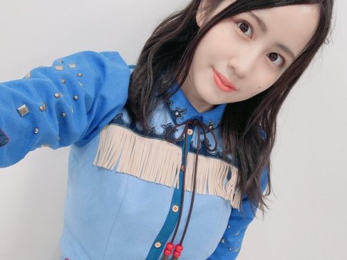 西村菜那子さんのツイート: 劇場ありがとうございましたぁぁぁ 楽しかったよおおおおお！ インスタのアンケートで意外にも髪下ろしてるのが人気だったので下ろしてみたよおおおお！✨ t.co