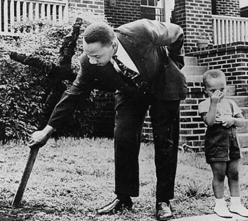 blondebrainpower:Martin Luther King Jr. Removing