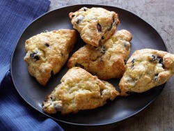 foodnetwork:Recipe of the Day: @TylerFlorence’s Blueberry Scones with Lemon Glaze. [link in bio] http://ift.tt/2sNDWww