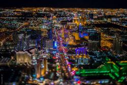 weightandsea:  stachionalgeographic:  bobbycaputo:  Vincent Laforet Captured These Amazing Aerial Photos Showing Las Vegas Looking Like You Have Never Seen it Before    Hey I liveded there  My home!