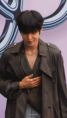YUNHO At The 'Kwak Hyun Joo Collection' | Seoul Fashion Week 2025 SS