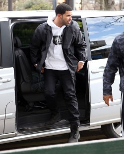 Wordonrd:  Drake At Nolita In Paris