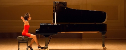 thefandomteapot: luckykrys: wburartery: Classical pianist and YouTube sensation Yuja Wang is making 