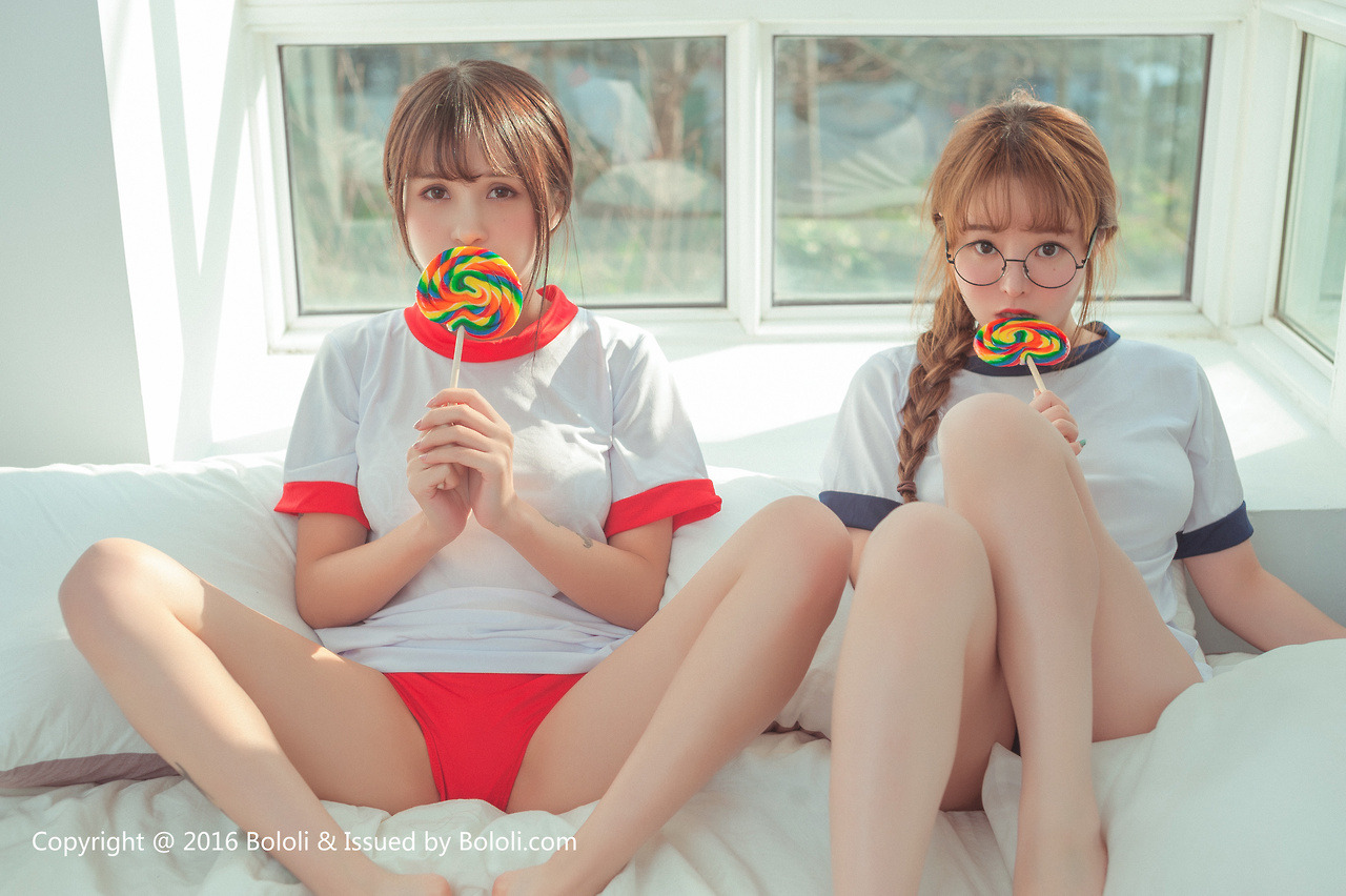 forchi:  柳侑绮 / Sevenbaby &amp; Xia Mei Jiang 夏美酱 