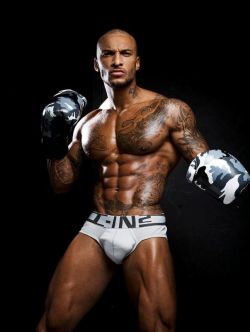 fuckyeahmuscles:  David McIntosh Reminder: