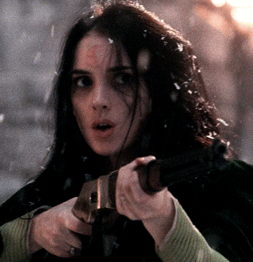 boneybarnes: 31 DAYS OF HALLOWEEN ↳ DAY #18: BRAM STOKER’S DRACULA (1992) •