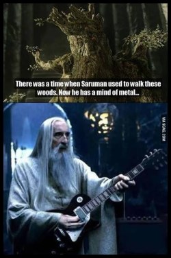 ragecomics4you:  Gandalf went dark sidehttp://ragecomics4you.tumblr.com