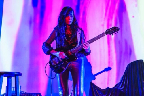 The beautiful shine of Noveller.