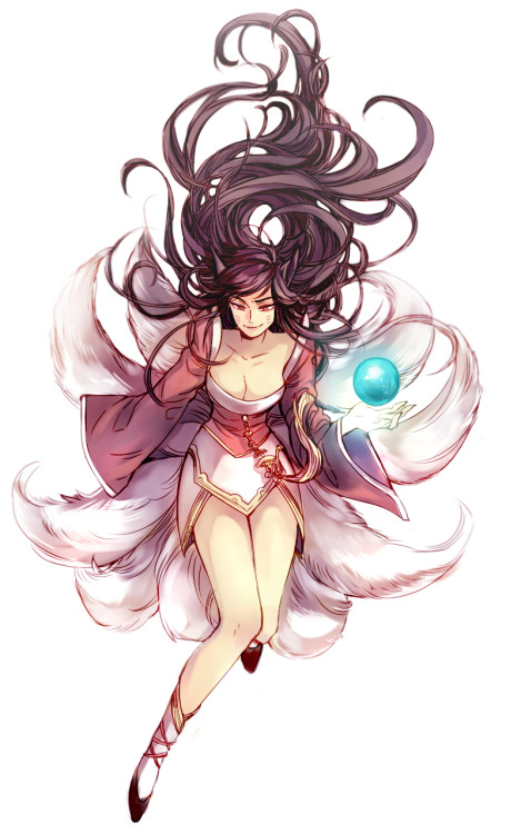 league-of-legends-sexy-girls:  Ahri 