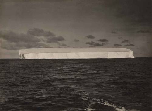 XXX transparentoctopus: Herbert Ponting, iceberg, photo