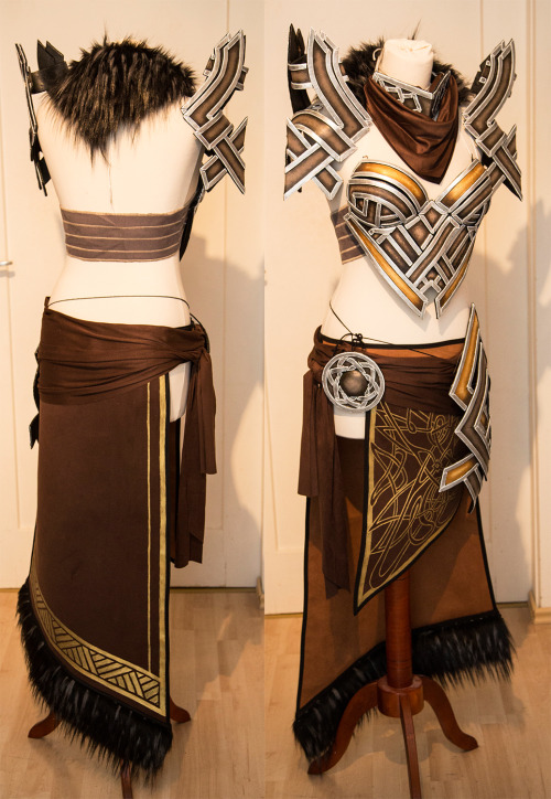 Norn costume progress and the final result in only ten photos, ha ha! You’ll find the whole st