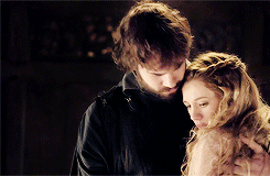 lady-kenna:  Reign Roulette: Nostradamus x Olivia, Dark/Light as requested by anonymous